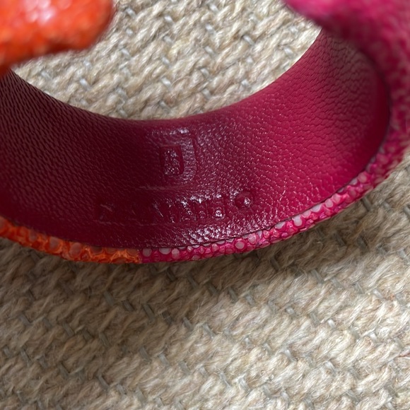 Dannijo sing ray bracelet  / cuff orange and pink - Picture 2 of 7